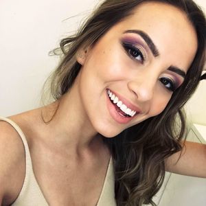 Meet your Posher, Beatriz